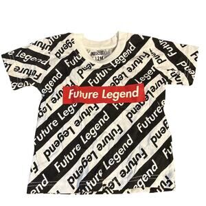 LR Scoop Size 12 M white and black graphic t-shirt Future Legend
